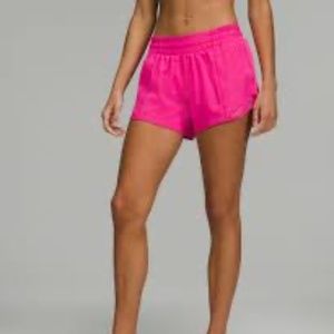 LULULEMON SONIC PINK 4 IN HOTTY HOTS